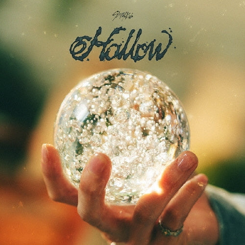 Japnese Album Stray Kids - Hollow